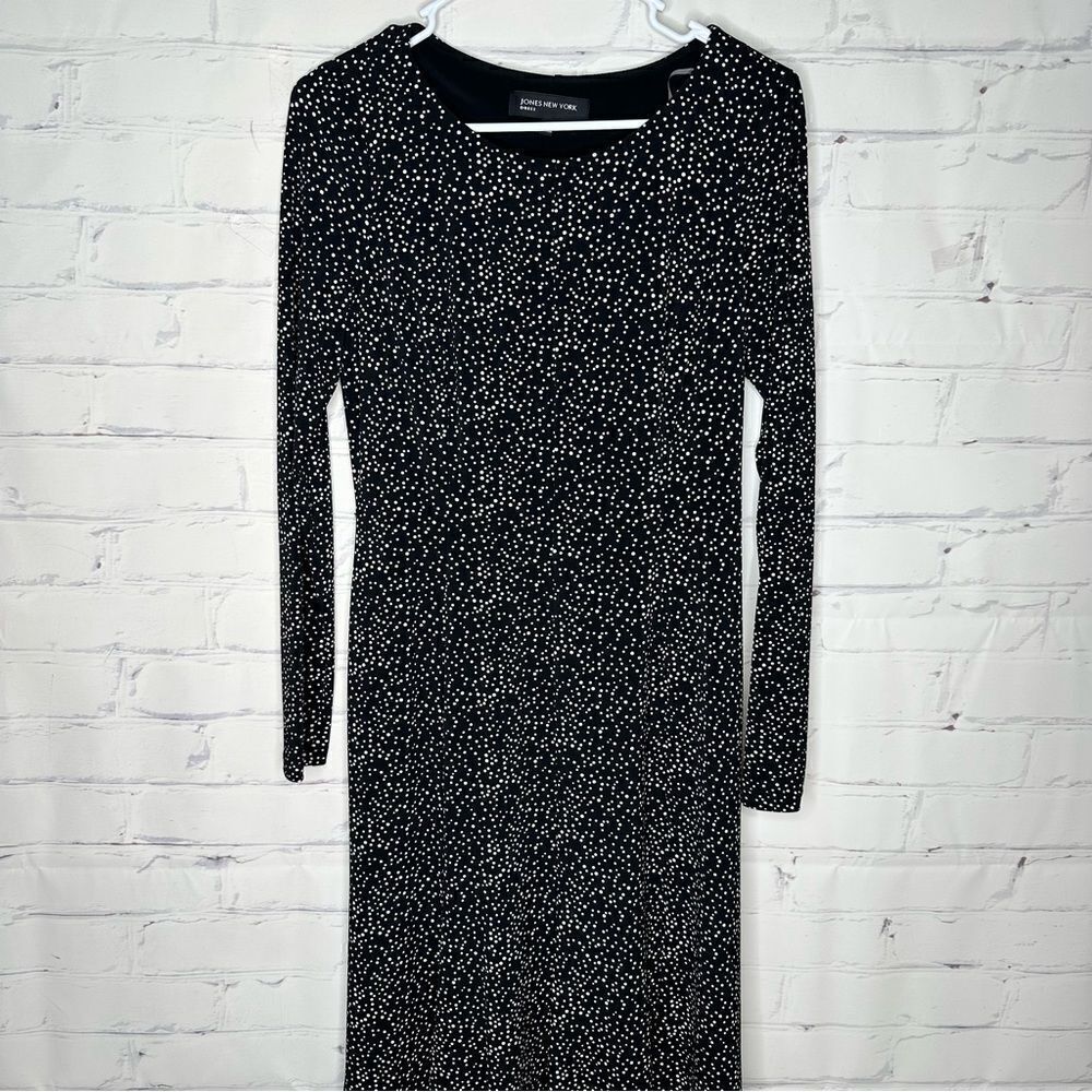 Jones New‎ Year size 6 black dress with white polka dots